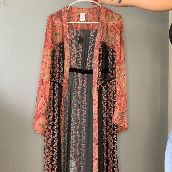 Vibrant Print Duster / Robe - Picture 6 of 7